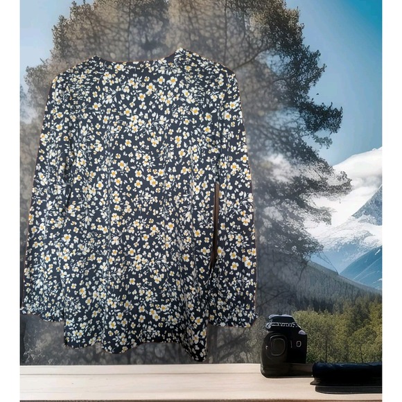 J.jill Smocked Tunic Women Blue Floral Light Long sleeve Top Size XS Excellent - Picture 4 of 5